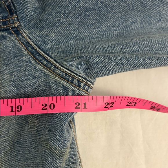 NWT Express light wash denim jean jacket size large - Picture 9 of 9